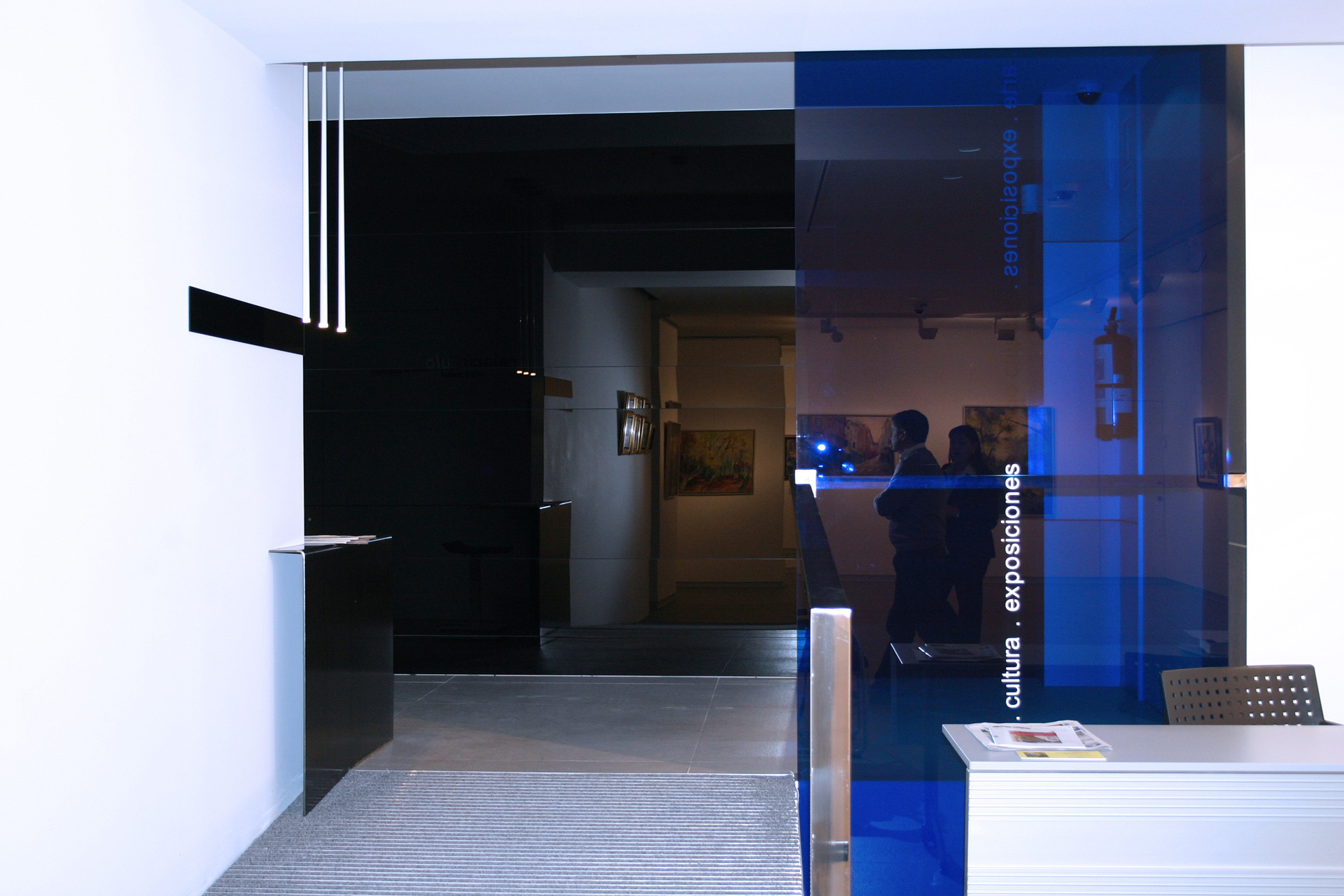 Sala Exposiciones Espolón Caja Círculo